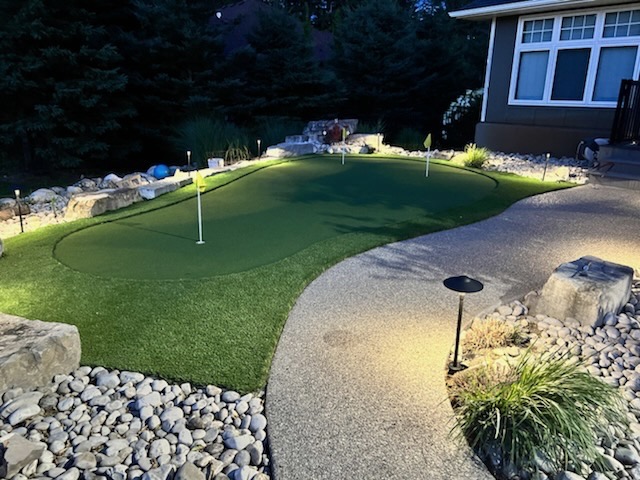 putting greens 28